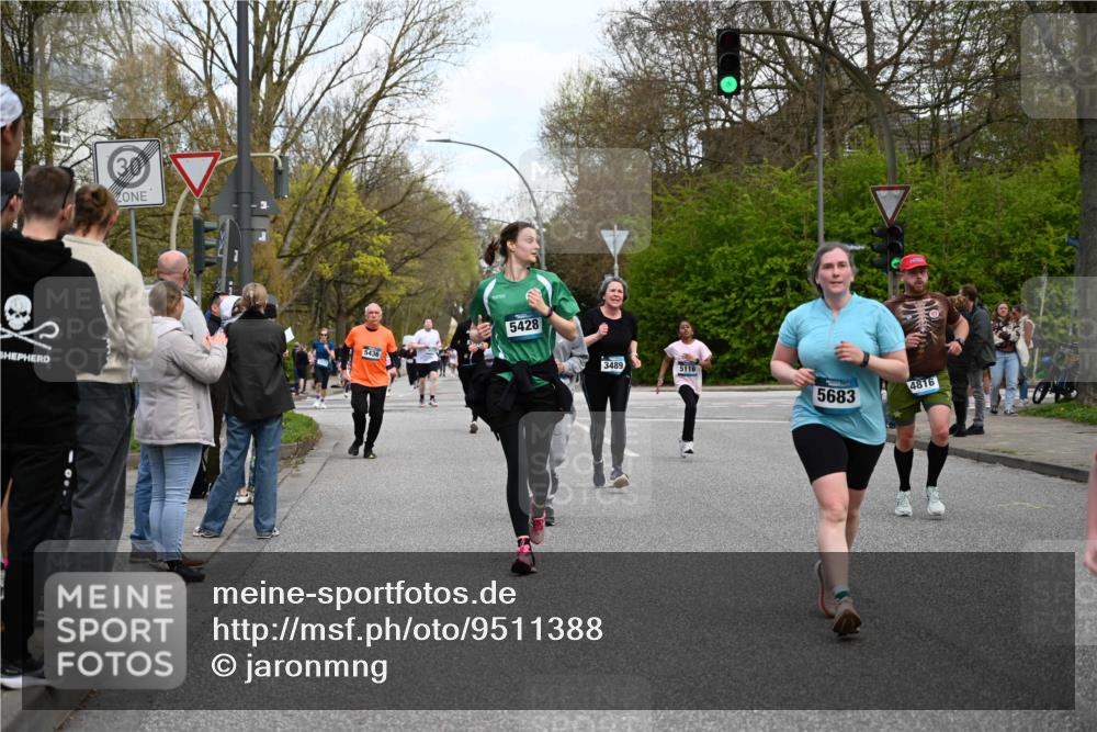 12.04.2026 - 45. Internationalen Wilhelmsburger Insellauf J. Mangold http://msf.ph/oto/9511388 12.04.2026 13:02:48 Ziel 4618, 4617, 4990, 3170, 4719, 4854, 3761, 4253, 5022, 4239, 3618, 3784, 5329, 5330, 4099, 4576, 4100, 2023, 5091, 5072, 5061, 4858, 5730, 4760, 5197, 5077, 5151, 4805, 4797, 4123, 4650, 5162, 4816, 5162, 4816, 3454, 3062, 4523, 2704, 4413, 5428, 2938, 5116, 4267, 2939, 5138, 3489, 5683, 5436, 3313, 5470, 4743, 4323, 3962, 3652 meine-sportfotos.de
