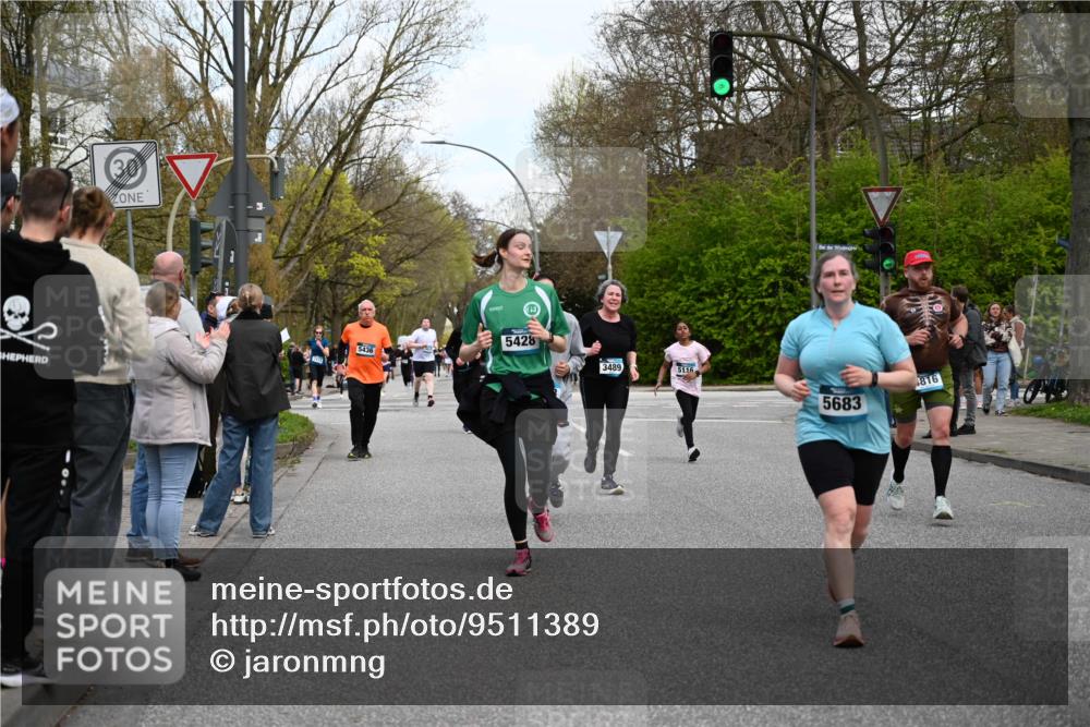 12.04.2026 - 45. Internationalen Wilhelmsburger Insellauf J. Mangold http://msf.ph/oto/9511389 12.04.2026 13:02:48 Ziel 4618, 4617, 4990, 3170, 4719, 4854, 3761, 4253, 5022, 4239, 3618, 3784, 5329, 5330, 4099, 4576, 4100, 2023, 5091, 5072, 5061, 4858, 5730, 4760, 5197, 5077, 5151, 4805, 4797, 4123, 4650, 5162, 4816, 5162, 4816, 3454, 3062, 4523, 2704, 4413, 5428, 2938, 5116, 4267, 2939, 5138, 3489, 5683, 5436, 3313, 5470, 4743, 4323, 3962, 3652 meine-sportfotos.de