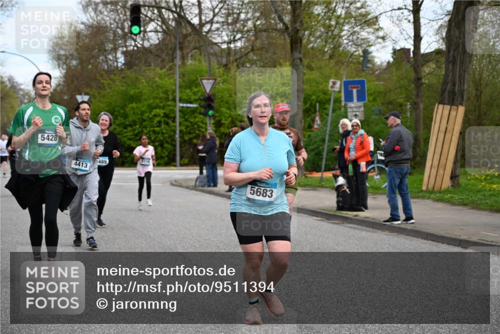 12.04.2026 - 45. Internationalen Wilhelmsburger Insellauf J. Mangold http://msf.ph/oto/9511394 12.04.2026 13:02:49 Ziel 4618, 4617, 4990, 3170, 4719, 4854, 3761, 4253, 5022, 4239, 3618, 3784, 5329, 5330, 4099, 4576, 4100, 2023, 5091, 5072, 5061, 4858, 5730, 4760, 5197, 5077, 5151, 4805, 4797, 4123, 4650, 5162, 4816, 3454, 3062, 4523, 2704, 4413, 5428, 2938, 5116, 4267, 2939, 5138, 3489, 5683, 5436, 3313, 5470, 4743, 4323, 3962, 3652, 2642 meine-sportfotos.de