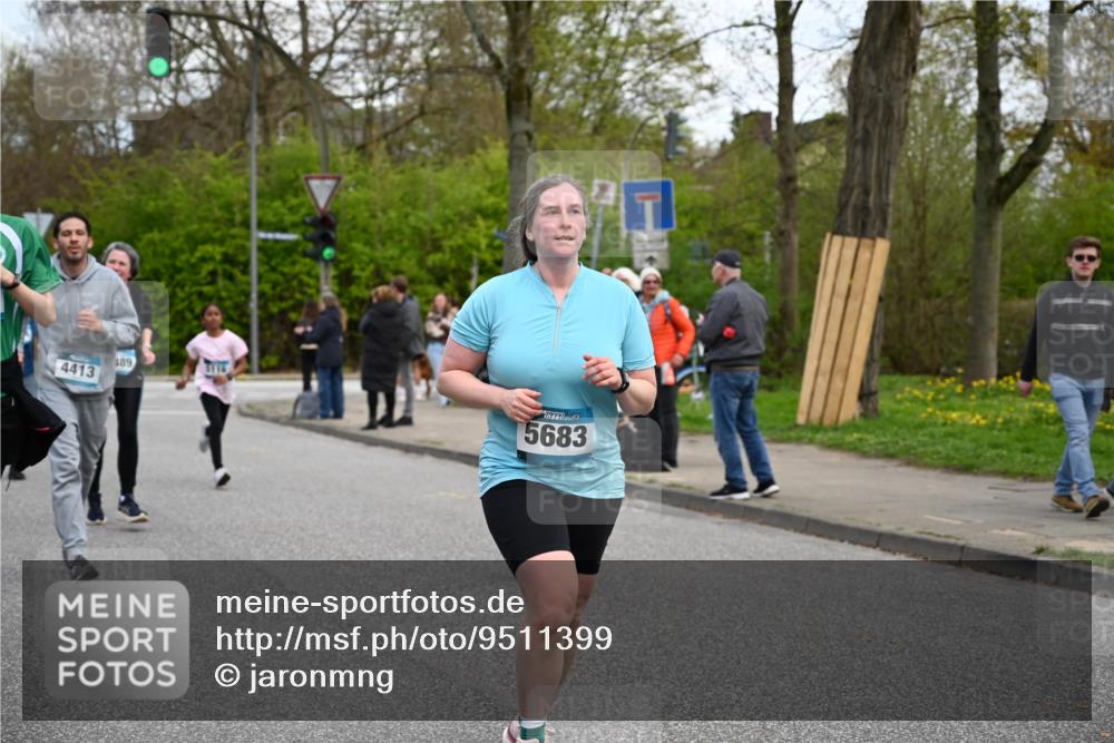 12.04.2026 - 45. Internationalen Wilhelmsburger Insellauf J. Mangold http://msf.ph/oto/9511399 12.04.2026 13:02:49 Ziel 4618, 4617, 4990, 3170, 4719, 4854, 3761, 4253, 5022, 4239, 3618, 3784, 5329, 5330, 4099, 4576, 4100, 2023, 5091, 5072, 5061, 4858, 5730, 4760, 5197, 5077, 5151, 4805, 4797, 4123, 4650, 5162, 4816, 3454, 3062, 4523, 2704, 4413, 5428, 2938, 5116, 4267, 2939, 5138, 3489, 5683, 5436, 3313, 5470, 4743, 4323, 3962, 3652, 2642 meine-sportfotos.de