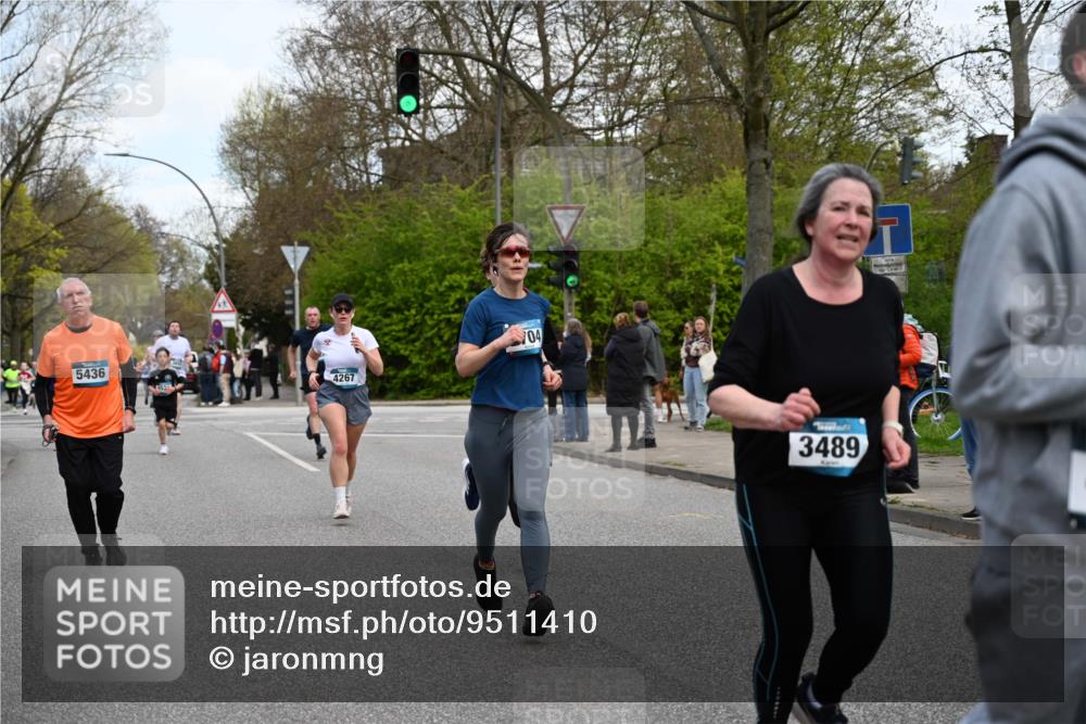 12.04.2026 - 45. Internationalen Wilhelmsburger Insellauf J. Mangold http://msf.ph/oto/9511410 12.04.2026 13:02:52 Ziel 4253, 5022, 4239, 3618, 3784, 5329, 5330, 4099, 4576, 4100, 2023, 5091, 5072, 5061, 4858, 5730, 4760, 5197, 5077, 5151, 4805, 4797, 4123, 4650, 5162, 4816, 3454, 3062, 4523, 2704, 4523, 2704, 4413, 5428, 2938, 5116, 4267, 2939, 5138, 3489, 5683, 5436, 3313, 5470, 4743, 4323, 3962, 3652, 2642, 4780, 5063, 2508 meine-sportfotos.de