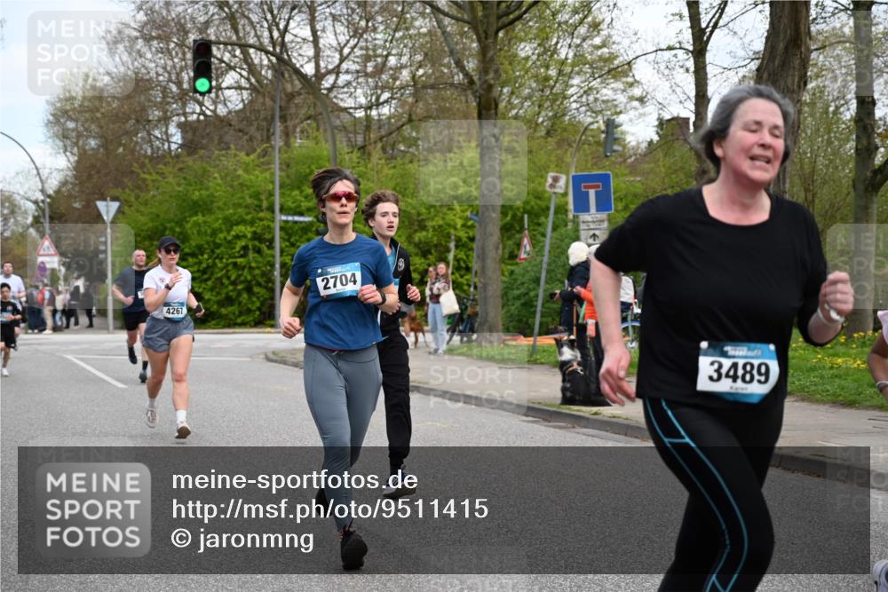 12.04.2026 - 45. Internationalen Wilhelmsburger Insellauf J. Mangold http://msf.ph/oto/9511415 12.04.2026 13:02:52 Ziel 4253, 5022, 4239, 3618, 3784, 5329, 5330, 4099, 4576, 4100, 2023, 5091, 5072, 5061, 4858, 5730, 4760, 5197, 5077, 5151, 4805, 4797, 4123, 4650, 5162, 4816, 3454, 3062, 4523, 2704, 4523, 2704, 4413, 5428, 2938, 5116, 4267, 2939, 5138, 3489, 5683, 5436, 3313, 5470, 4743, 4323, 3962, 3652, 2642, 4780, 5063, 2508 meine-sportfotos.de
