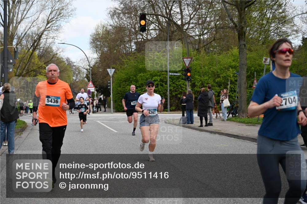 12.04.2026 - 45. Internationalen Wilhelmsburger Insellauf J. Mangold http://msf.ph/oto/9511416 12.04.2026 13:02:53 Ziel 4239, 3618, 3784, 5329, 5330, 4099, 4576, 4100, 2023, 5091, 5072, 5061, 4858, 5730, 4760, 5197, 5077, 5151, 4805, 4797, 4123, 4650, 5162, 4816, 3454, 3062, 4523, 2704, 4413, 4413, 5428, 2938, 5116, 4267, 2939, 5138, 3489, 5683, 5436, 3313, 3313, 5470, 4743, 4323, 3962, 3652, 2642, 4780, 5063, 2508 meine-sportfotos.de