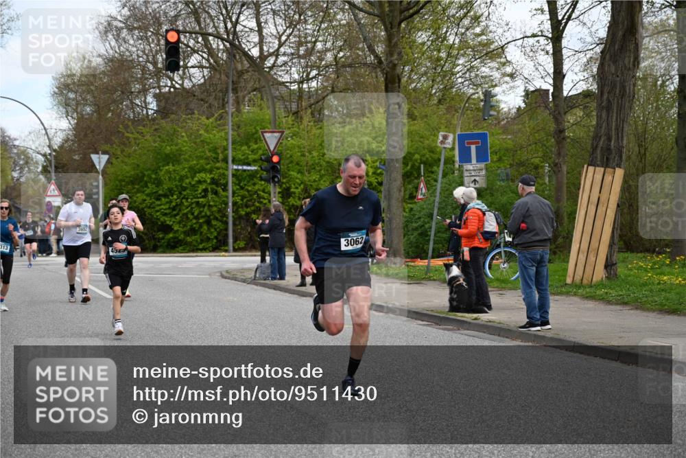 12.04.2026 - 45. Internationalen Wilhelmsburger Insellauf J. Mangold http://msf.ph/oto/9511430 12.04.2026 13:02:56 Ziel 4576, 4100, 2023, 5091, 5072, 5061, 4858, 5730, 4760, 5197, 5077, 5151, 4805, 4797, 4123, 4650, 5162, 4816, 3454, 3062, 4523, 2704, 4413, 5428, 2938, 5116, 4267, 2939, 5138, 5138, 3489, 5683, 5436, 3313, 5470, 4743, 4323, 3962, 4323, 3962, 3652, 2642, 4780, 5063, 2508, 5200, 5208, 4842, 2287 meine-sportfotos.de