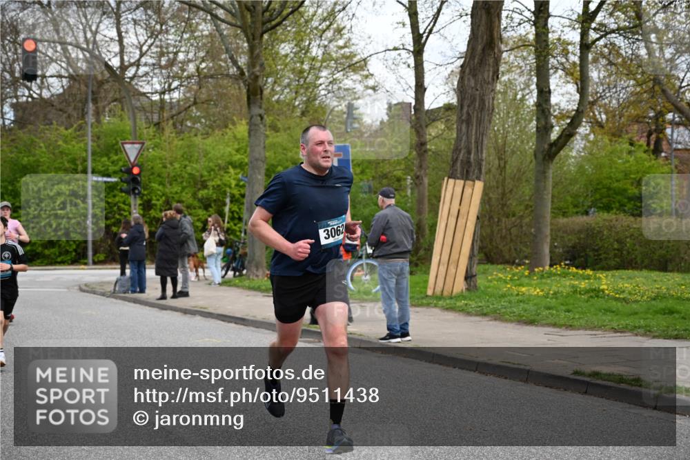 12.04.2026 - 45. Internationalen Wilhelmsburger Insellauf J. Mangold http://msf.ph/oto/9511438 12.04.2026 13:02:57 Ziel 2023, 5091, 5072, 5061, 4858, 5730, 4760, 5197, 5077, 5151, 4805, 4797, 4123, 4650, 5162, 4816, 3454, 3062, 4523, 2704, 4413, 5428, 2938, 5116, 4267, 2939, 5138, 3489, 3489, 5683, 5436, 3313, 5470, 4743, 4323, 3962, 3652, 3652, 2642, 4780, 5063, 2508, 5200, 5208, 4842, 2287, 4843, 4526 meine-sportfotos.de