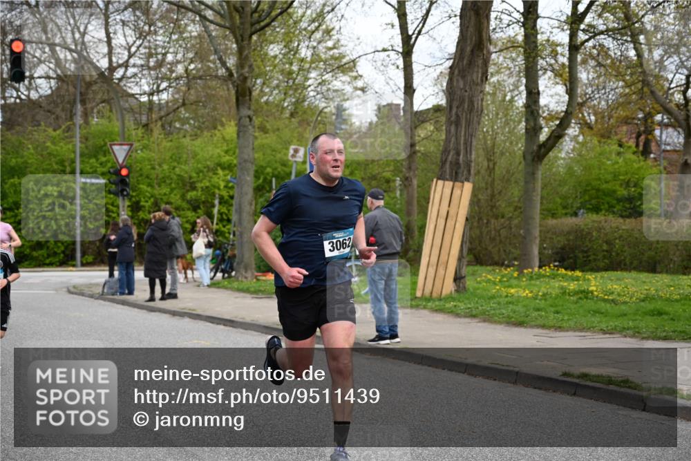 12.04.2026 - 45. Internationalen Wilhelmsburger Insellauf J. Mangold http://msf.ph/oto/9511439 12.04.2026 13:02:57 Ziel 2023, 5091, 5072, 5061, 4858, 5730, 4760, 5197, 5077, 5151, 4805, 4797, 4123, 4650, 5162, 4816, 3454, 3062, 4523, 2704, 4413, 5428, 2938, 5116, 4267, 2939, 5138, 3489, 3489, 5683, 5436, 3313, 5470, 4743, 4323, 3962, 3652, 3652, 2642, 4780, 5063, 2508, 5200, 5208, 4842, 2287, 4843, 4526 meine-sportfotos.de