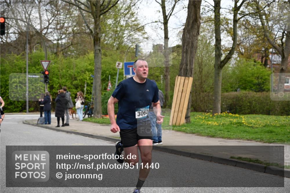 12.04.2026 - 45. Internationalen Wilhelmsburger Insellauf J. Mangold http://msf.ph/oto/9511440 12.04.2026 13:02:57 Ziel 2023, 5091, 5072, 5061, 4858, 5730, 4760, 5197, 5077, 5151, 4805, 4797, 4123, 4650, 5162, 4816, 3454, 3062, 4523, 2704, 4413, 5428, 2938, 5116, 4267, 2939, 5138, 3489, 3489, 5683, 5436, 3313, 5470, 4743, 4323, 3962, 3652, 3652, 2642, 4780, 5063, 2508, 5200, 5208, 4842, 2287, 4843, 4526 meine-sportfotos.de