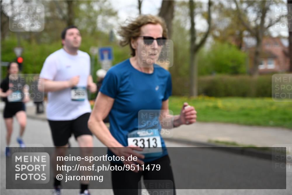 12.04.2026 - 45. Internationalen Wilhelmsburger Insellauf J. Mangold http://msf.ph/oto/9511479 12.04.2026 13:03:02 Ziel 5061, 4858, 5730, 4760, 5197, 5077, 5151, 4805, 4797, 4123, 4650, 5162, 4816, 3454, 3062, 4523, 2704, 4413, 5428, 2938, 5116, 4267, 2939, 5138, 3489, 5683, 5436, 3313, 5470, 4743, 4323, 3962, 3652, 2642, 4780, 4780, 5063, 2508, 5200, 5208, 4842, 2287, 4843, 4526, 5475, 2007, 3523, 4217, 5433, 5430, 5105, 2580, 2412 meine-sportfotos.de