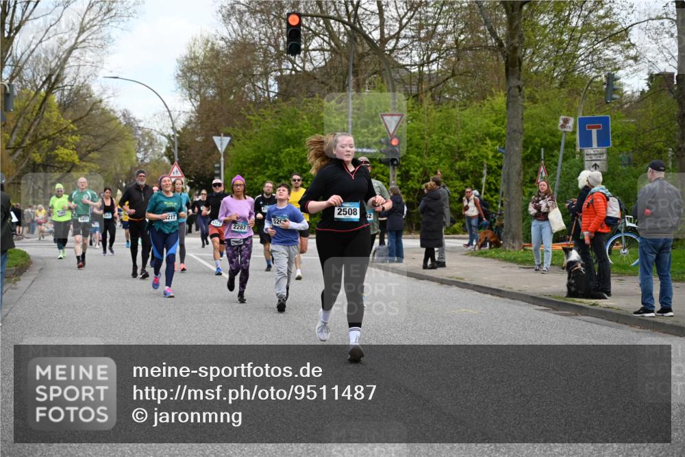 12.04.2026 - 45. Internationalen Wilhelmsburger Insellauf J. Mangold http://msf.ph/oto/9511487 12.04.2026 13:03:11 Ziel 5162, 4816, 3454, 3062, 4523, 2704, 4413, 5428, 2938, 5116, 4267, 2939, 5138, 3489, 5683, 5436, 3313, 5470, 4743, 4323, 3962, 3652, 2642, 4780, 5063, 2508, 5200, 5208, 4842, 2287, 4843, 4526, 5475, 2007, 3523, 4217, 5433, 5430, 5105, 2580, 2412, 5448, 5150, 5668, 5198, 4372, 3737, 3736, 4373, 3883, 5662, 5252 meine-sportfotos.de