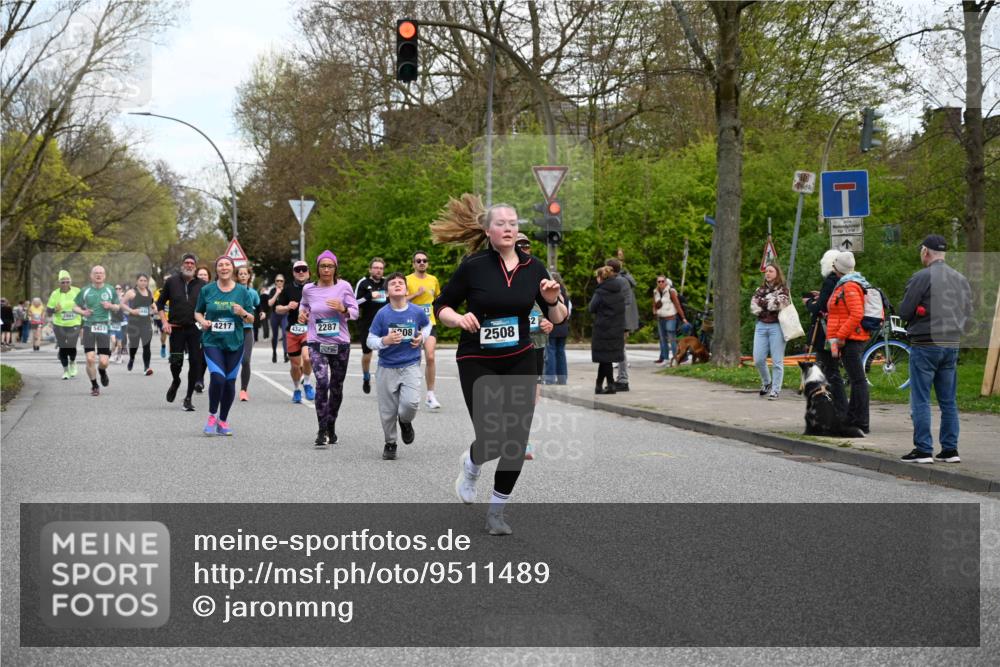 12.04.2026 - 45. Internationalen Wilhelmsburger Insellauf J. Mangold http://msf.ph/oto/9511489 12.04.2026 13:03:11 Ziel 5162, 4816, 3454, 3062, 4523, 2704, 4413, 5428, 2938, 5116, 4267, 2939, 5138, 3489, 5683, 5436, 3313, 5470, 4743, 4323, 3962, 3652, 2642, 4780, 5063, 2508, 5200, 5208, 4842, 2287, 4843, 4526, 5475, 2007, 3523, 4217, 5433, 5430, 5105, 2580, 2412, 5448, 5150, 5668, 5198, 4372, 3737, 3736, 4373, 3883, 5662, 5252 meine-sportfotos.de