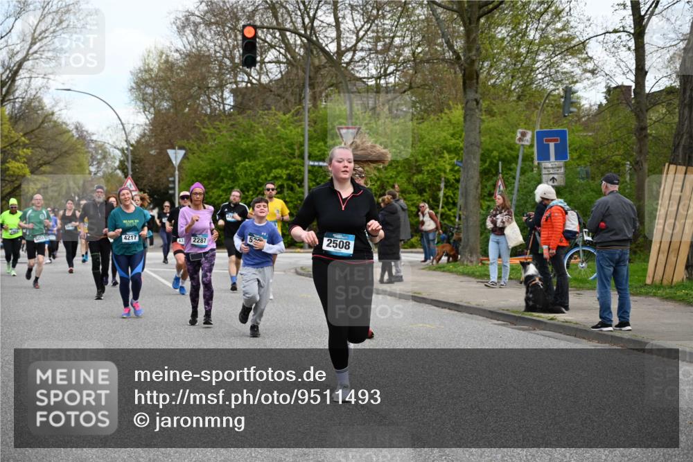 12.04.2026 - 45. Internationalen Wilhelmsburger Insellauf J. Mangold http://msf.ph/oto/9511493 12.04.2026 13:03:12 Ziel 5162, 4816, 3454, 3062, 4523, 2704, 4413, 5428, 2938, 5116, 4267, 2939, 5138, 3489, 5683, 5436, 3313, 5470, 4743, 4323, 3962, 3652, 2642, 4780, 5063, 2508, 5200, 5208, 4842, 2287, 4843, 4526, 5475, 2007, 3523, 4217, 5433, 4217, 5433, 5430, 5105, 2580, 2412, 5448, 5150, 5668, 5198, 4372, 3737, 3736, 4373, 3883, 5662, 5252, 4032 meine-sportfotos.de