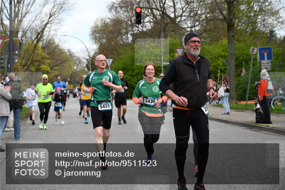 12.04.2026 - 45. Internationalen Wilhelmsburger Insellauf J. Mangold http://msf.ph/oto/9511523 12.04.2026 13:03:18 Ziel 4413, 5428, 2938, 5116, 4267, 2939, 5138, 3489, 5683, 5436, 3313, 5470, 4743, 4323, 3962, 3652, 2642, 4780, 5063, 2508, 5200, 5200, 5208, 4842, 2287, 4843, 4526, 5475, 2007, 3523, 4217, 5433, 5430, 5105, 2580, 2412, 5448, 5150, 5668, 5198, 4372, 3737, 3736, 4373, 3883, 5198, 4372, 3737, 3736, 4373, 3883, 5662, 5252, 4032, 4345, 2369, 3768, 5155 meine-sportfotos.de