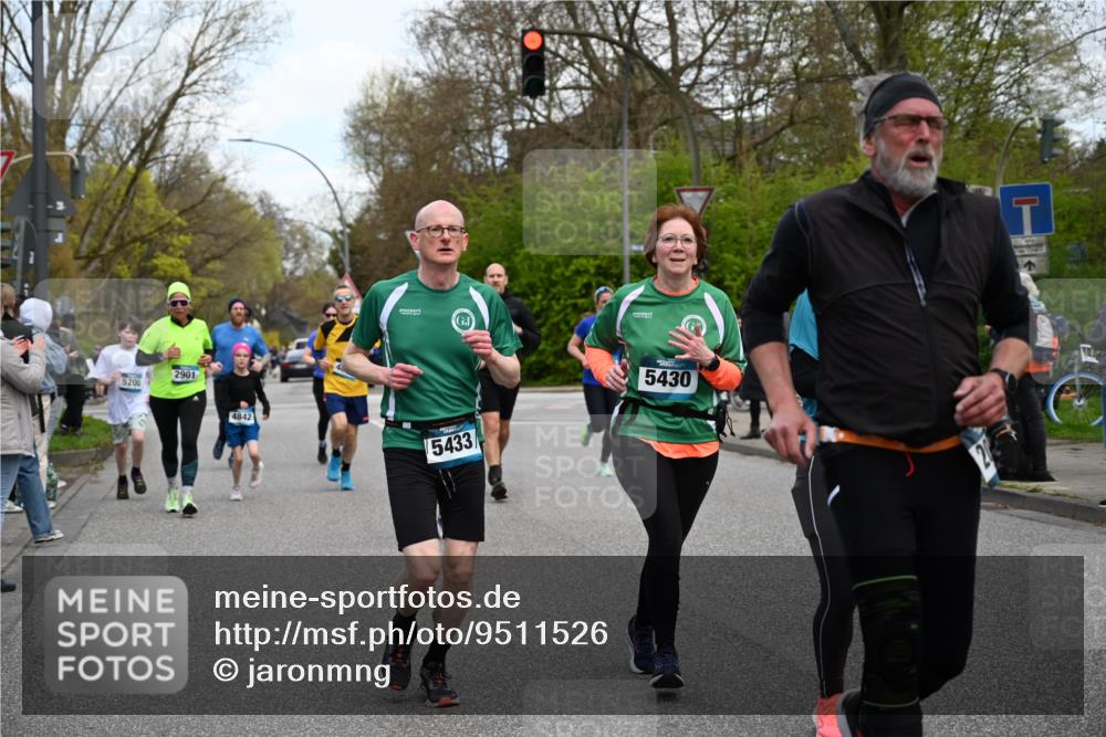 12.04.2026 - 45. Internationalen Wilhelmsburger Insellauf J. Mangold http://msf.ph/oto/9511526 12.04.2026 13:03:18 Ziel 4413, 5428, 2938, 5116, 4267, 2939, 5138, 3489, 5683, 5436, 3313, 5470, 4743, 4323, 3962, 3652, 2642, 4780, 5063, 2508, 5200, 5200, 5208, 4842, 2287, 4843, 4526, 5475, 2007, 3523, 4217, 5433, 5430, 5105, 2580, 2412, 5448, 5150, 5668, 5198, 4372, 3737, 3736, 4373, 3883, 5198, 4372, 3737, 3736, 4373, 3883, 5662, 5252, 4032, 4345, 2369, 3768, 5155 meine-sportfotos.de