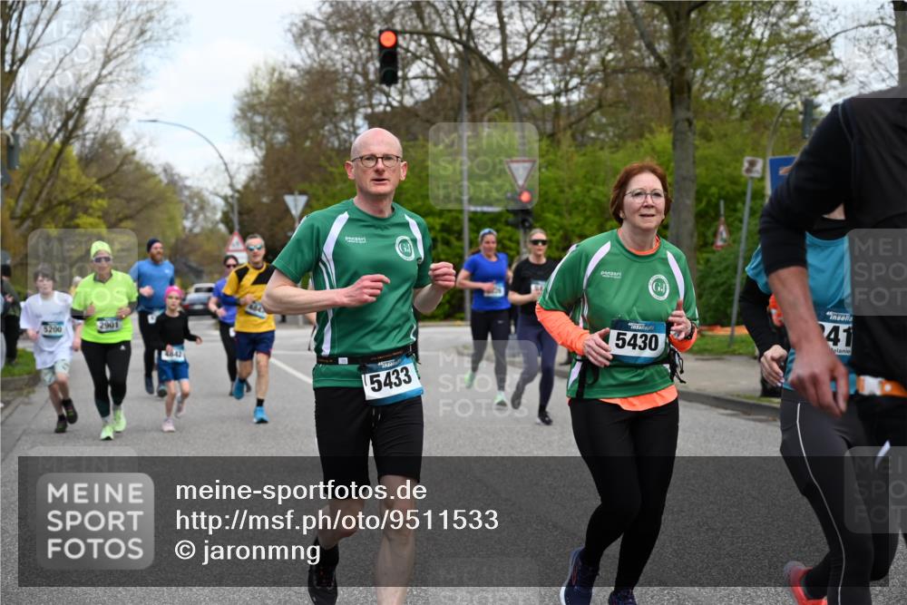 12.04.2026 - 45. Internationalen Wilhelmsburger Insellauf J. Mangold http://msf.ph/oto/9511533 12.04.2026 13:03:19 Ziel 5428, 2938, 5116, 4267, 2939, 5138, 3489, 5683, 5436, 3313, 5470, 4743, 4323, 3962, 3652, 2642, 4780, 5063, 2508, 5200, 5208, 5208, 4842, 2287, 4843, 4526, 5475, 2007, 3523, 4217, 5433, 5430, 5105, 2580, 2412, 5448, 5150, 5668, 5198, 4372, 3737, 3736, 4373, 3883, 5662, 5252, 4032, 4345, 2369, 3768, 5155 meine-sportfotos.de