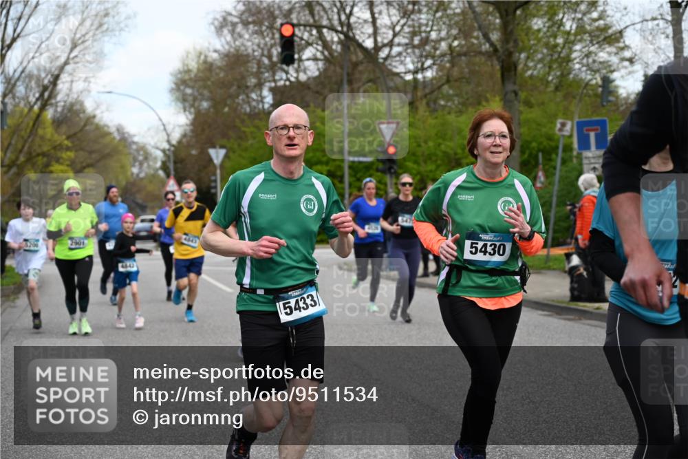 12.04.2026 - 45. Internationalen Wilhelmsburger Insellauf J. Mangold http://msf.ph/oto/9511534 12.04.2026 13:03:19 Ziel 5428, 2938, 5116, 4267, 2939, 5138, 3489, 5683, 5436, 3313, 5470, 4743, 4323, 3962, 3652, 2642, 4780, 5063, 2508, 5200, 5208, 5208, 4842, 2287, 4843, 4526, 5475, 2007, 3523, 4217, 5433, 5430, 5105, 2580, 2412, 5448, 5150, 5668, 5198, 4372, 3737, 3736, 4373, 3883, 5662, 5252, 4032, 4345, 2369, 3768, 5155 meine-sportfotos.de