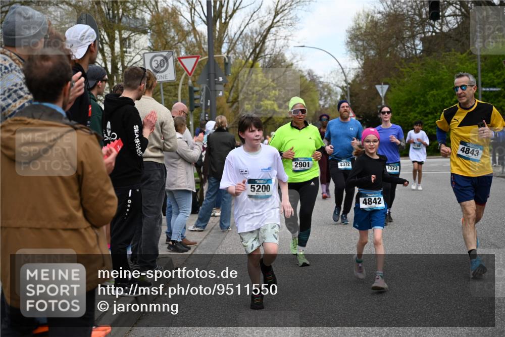12.04.2026 - 45. Internationalen Wilhelmsburger Insellauf J. Mangold http://msf.ph/oto/9511550 12.04.2026 13:03:22 Ziel 3489, 5683, 5436, 3313, 5470, 4743, 4323, 3962, 3652, 2642, 4780, 5063, 2508, 5200, 5208, 4842, 2287, 4843, 4526, 5475, 2007, 3523, 5475, 2007, 3523, 4217, 5433, 5430, 5105, 2580, 2412, 5448, 5150, 5668, 5198, 4372, 3737, 3736, 4373, 3883, 5662, 5662, 5252, 4032, 4345, 2369, 3768, 5155, 4226, 5250, 4247, 2715, 4260, 3034 meine-sportfotos.de