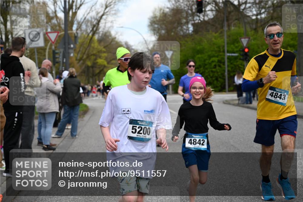 12.04.2026 - 45. Internationalen Wilhelmsburger Insellauf J. Mangold http://msf.ph/oto/9511557 12.04.2026 13:03:23 Ziel 5683, 5436, 3313, 5470, 4743, 4323, 3962, 3652, 2642, 4780, 5063, 2508, 5200, 5208, 4842, 2287, 4843, 4526, 5475, 2007, 3523, 4217, 5433, 5430, 5105, 2580, 2412, 5448, 5150, 5668, 5198, 4372, 3737, 3736, 4373, 3883, 5662, 5252, 5252, 4032, 4345, 2369, 3768, 5155, 4226, 5250, 4247, 2715, 4260, 3034 meine-sportfotos.de