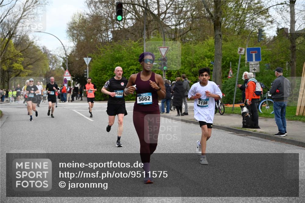 12.04.2026 - 45. Internationalen Wilhelmsburger Insellauf J. Mangold http://msf.ph/oto/9511575 12.04.2026 13:03:27 Ziel 5436, 3313, 5470, 4743, 4323, 3962, 3652, 2642, 4780, 5063, 2508, 5200, 5208, 4842, 2287, 4843, 4526, 5475, 2007, 3523, 4217, 5433, 5430, 5105, 2580, 2412, 5448, 5150, 5668, 5198, 4372, 3737, 3736, 4373, 3883, 5662, 5252, 4032, 4345, 2369, 3768, 5155, 4226, 5250, 4247, 2715, 4260, 3034, 5469, 2128, 5667, 2089 meine-sportfotos.de