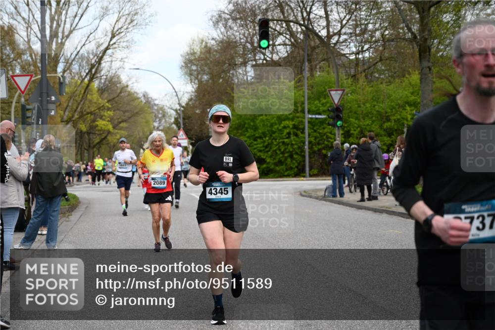 12.04.2026 - 45. Internationalen Wilhelmsburger Insellauf J. Mangold http://msf.ph/oto/9511589 12.04.2026 13:03:33 Ziel 4323, 3962, 3652, 2642, 4780, 5063, 2508, 5200, 5208, 4842, 2287, 4843, 4526, 5475, 2007, 3523, 4217, 5433, 5430, 5105, 2580, 2412, 5448, 5150, 5668, 5198, 4372, 3737, 3736, 4373, 3883, 5662, 5252, 4032, 4345, 2369, 3768, 5155, 4226, 5250, 4247, 2715, 4260, 2715, 4260, 3034, 5469, 2128, 5667, 2089, 3870, 5193, 2307 meine-sportfotos.de