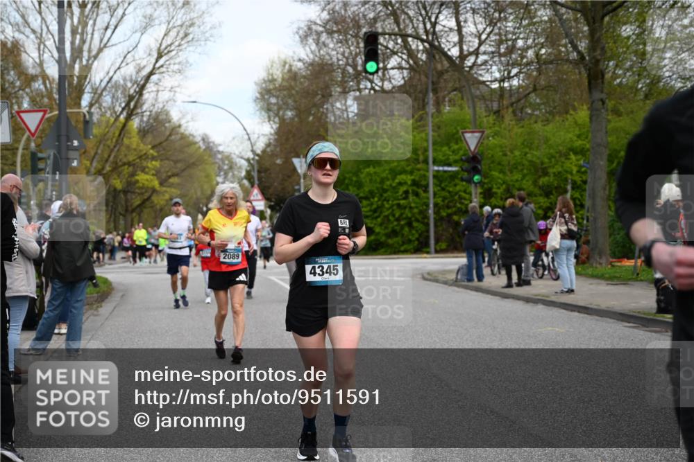 12.04.2026 - 45. Internationalen Wilhelmsburger Insellauf J. Mangold http://msf.ph/oto/9511591 12.04.2026 13:03:33 Ziel 4323, 3962, 3652, 2642, 4780, 5063, 2508, 5200, 5208, 4842, 2287, 4843, 4526, 5475, 2007, 3523, 4217, 5433, 5430, 5105, 2580, 2412, 5448, 5150, 5668, 5198, 4372, 3737, 3736, 4373, 3883, 5662, 5252, 4032, 4345, 2369, 3768, 5155, 4226, 5250, 4247, 2715, 4260, 2715, 4260, 3034, 5469, 2128, 5667, 2089, 3870, 5193, 2307 meine-sportfotos.de