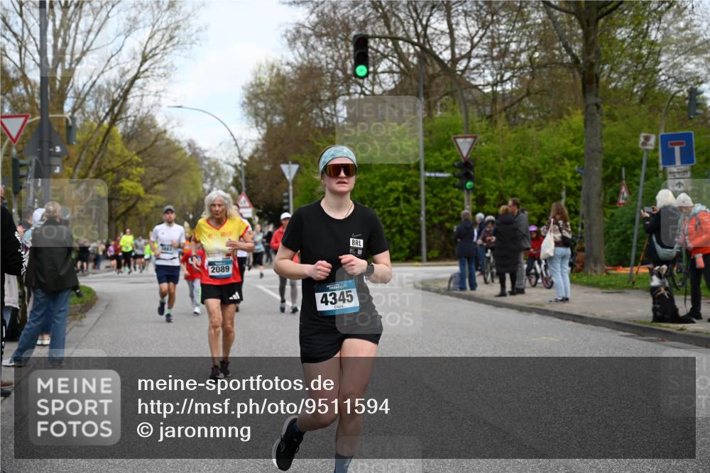 12.04.2026 - 45. Internationalen Wilhelmsburger Insellauf J. Mangold http://msf.ph/oto/9511594 12.04.2026 13:03:34 Ziel 3652, 2642, 4780, 5063, 2508, 5200, 5208, 4842, 2287, 4843, 4526, 5475, 2007, 3523, 4217, 5433, 5430, 5105, 2580, 2412, 5448, 5150, 5668, 5198, 4372, 3737, 3736, 4373, 3883, 5662, 5662, 5252, 4032, 4345, 2369, 3768, 5155, 4226, 5250, 4247, 2715, 4260, 3034, 3034, 5469, 2128, 5667, 2089, 3870, 5193, 2307, 5257 meine-sportfotos.de