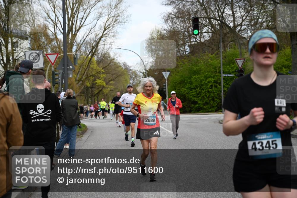 12.04.2026 - 45. Internationalen Wilhelmsburger Insellauf J. Mangold http://msf.ph/oto/9511600 12.04.2026 13:03:35 Ziel 2642, 4780, 5063, 2508, 5200, 5208, 4842, 2287, 4843, 4526, 5475, 2007, 3523, 4217, 5433, 5430, 5105, 2580, 2412, 5448, 5150, 5668, 5198, 4372, 3737, 3736, 4373, 3883, 5662, 5252, 5252, 4032, 4345, 2369, 3768, 5155, 4226, 5250, 4247, 2715, 4260, 3034, 5469, 2128, 5667, 2089, 3870, 5193, 2307, 5257 meine-sportfotos.de