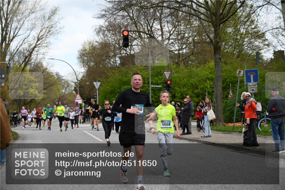 12.04.2026 - 45. Internationalen Wilhelmsburger Insellauf J. Mangold http://msf.ph/oto/9511650 12.04.2026 13:03:41 Ziel 2508, 5200, 5208, 4842, 2287, 4843, 4526, 5475, 2007, 3523, 4217, 5433, 5430, 5105, 2580, 2412, 5448, 5150, 5668, 5198, 4372, 3737, 3736, 4373, 3883, 5662, 5252, 4032, 4345, 2369, 3768, 5155, 3768, 5155, 4226, 5250, 4247, 2715, 4260, 3034, 5469, 2128, 5667, 2089, 3870, 5193, 2307, 5257, 4647, 5565, 4600, 5474, 4653, 5420, 5599, 5620, 4951, 4115 meine-sportfotos.de