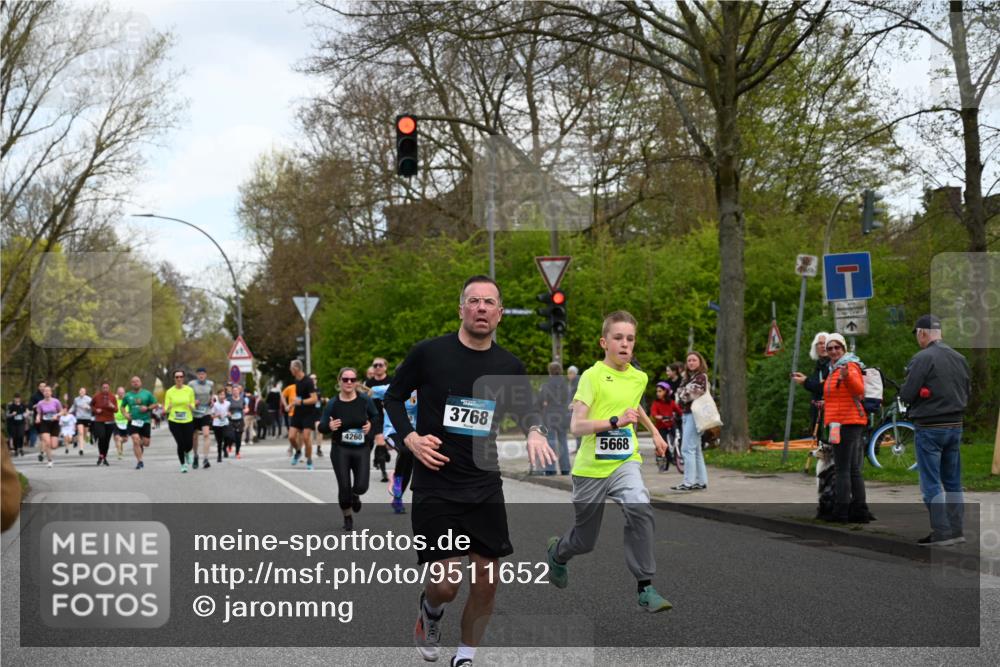 12.04.2026 - 45. Internationalen Wilhelmsburger Insellauf J. Mangold http://msf.ph/oto/9511652 12.04.2026 13:03:41 Ziel 2508, 5200, 5208, 4842, 2287, 4843, 4526, 5475, 2007, 3523, 4217, 5433, 5430, 5105, 2580, 2412, 5448, 5150, 5668, 5198, 4372, 3737, 3736, 4373, 3883, 5662, 5252, 4032, 4345, 2369, 3768, 5155, 3768, 5155, 4226, 5250, 4247, 2715, 4260, 3034, 5469, 2128, 5667, 2089, 3870, 5193, 2307, 5257, 4647, 5565, 4600, 5474, 4653, 5420, 5599, 5620, 4951, 4115 meine-sportfotos.de