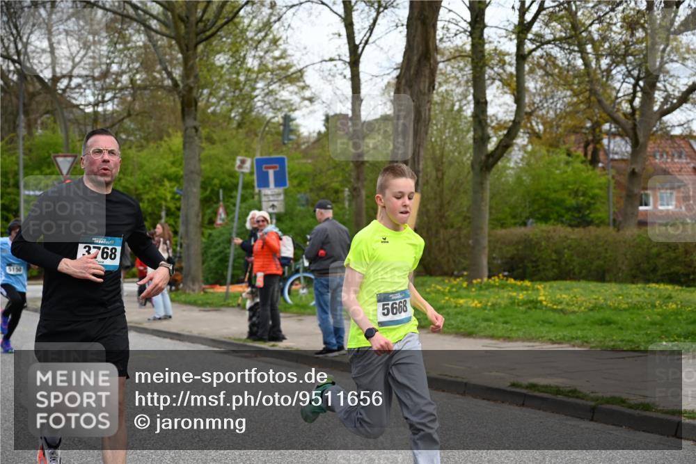 12.04.2026 - 45. Internationalen Wilhelmsburger Insellauf J. Mangold http://msf.ph/oto/9511656 12.04.2026 13:03:42 Ziel 5200, 5208, 4842, 2287, 4843, 4526, 5475, 2007, 3523, 4217, 5433, 5430, 5105, 2580, 2412, 5448, 5150, 5668, 5198, 4372, 3737, 3736, 4373, 3883, 5662, 5252, 4032, 4345, 2369, 3768, 5155, 4226, 5250, 4247, 2715, 4260, 3034, 5469, 2128, 5667, 2089, 3870, 5193, 5193, 2307, 5257, 4647, 5565, 4600, 5474, 4653, 5420, 5599, 5620, 4951, 4115 meine-sportfotos.de