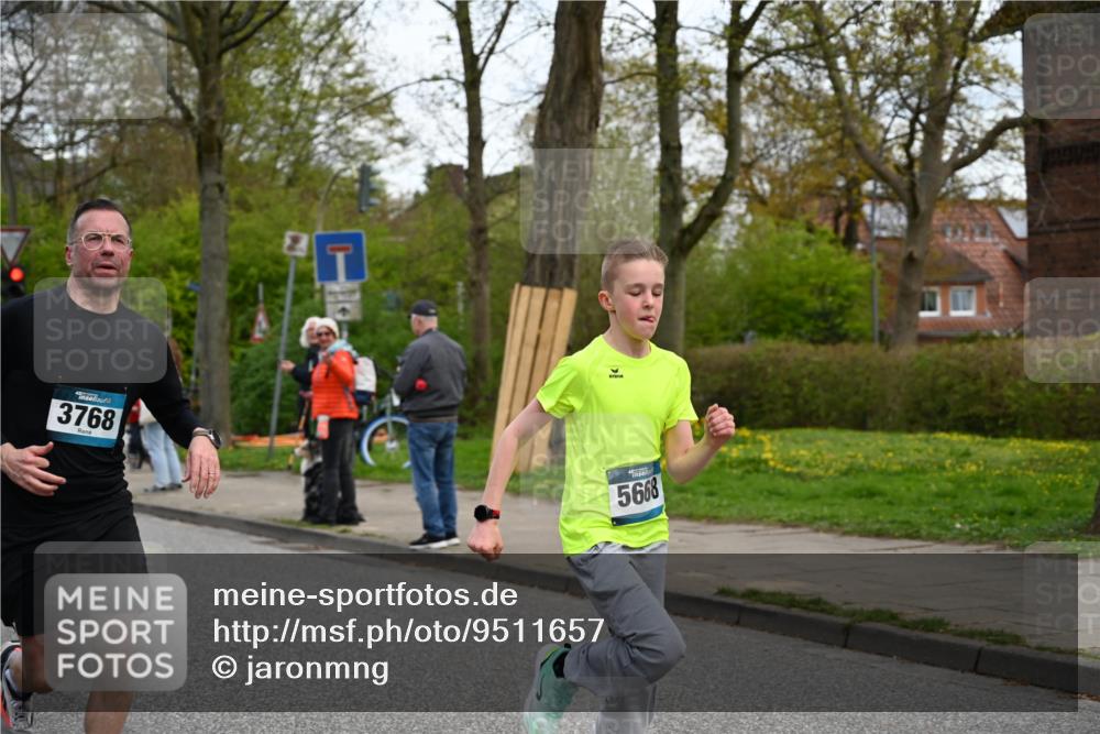 12.04.2026 - 45. Internationalen Wilhelmsburger Insellauf J. Mangold http://msf.ph/oto/9511657 12.04.2026 13:03:42 Ziel 5200, 5208, 4842, 2287, 4843, 4526, 5475, 2007, 3523, 4217, 5433, 5430, 5105, 2580, 2412, 5448, 5150, 5668, 5198, 4372, 3737, 3736, 4373, 3883, 5662, 5252, 4032, 4345, 2369, 3768, 5155, 4226, 5250, 4247, 2715, 4260, 3034, 5469, 2128, 5667, 2089, 3870, 5193, 5193, 2307, 5257, 4647, 5565, 4600, 5474, 4653, 5420, 5599, 5620, 4951, 4115 meine-sportfotos.de