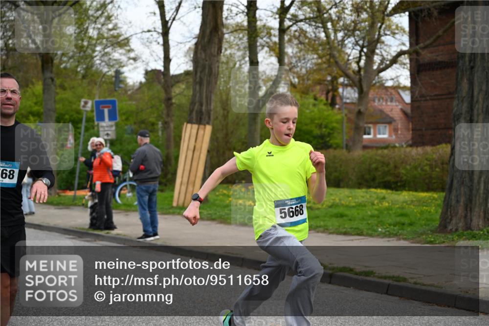 12.04.2026 - 45. Internationalen Wilhelmsburger Insellauf J. Mangold http://msf.ph/oto/9511658 12.04.2026 13:03:42 Ziel 5200, 5208, 4842, 2287, 4843, 4526, 5475, 2007, 3523, 4217, 5433, 5430, 5105, 2580, 2412, 5448, 5150, 5668, 5198, 4372, 3737, 3736, 4373, 3883, 5662, 5252, 4032, 4345, 2369, 3768, 5155, 4226, 5250, 4247, 2715, 4260, 3034, 5469, 2128, 5667, 2089, 3870, 5193, 5193, 2307, 5257, 4647, 5565, 4600, 5474, 4653, 5420, 5599, 5620, 4951, 4115 meine-sportfotos.de
