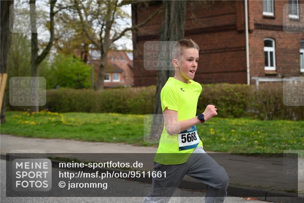 12.04.2026 - 45. Internationalen Wilhelmsburger Insellauf J. Mangold http://msf.ph/oto/9511661 12.04.2026 13:03:43 Ziel 5200, 5208, 4842, 2287, 4843, 4526, 5475, 2007, 3523, 4217, 5433, 5430, 5105, 2580, 2412, 5448, 5150, 5668, 5198, 4372, 3737, 3736, 4373, 3883, 5662, 5252, 4032, 4345, 2369, 3768, 5155, 4226, 5250, 4247, 2715, 4260, 3034, 5469, 2128, 5667, 2089, 3870, 5193, 2307, 2307, 5257, 4647, 5565, 4600, 5474, 4653, 5420, 5599, 5620, 4951, 4115 meine-sportfotos.de
