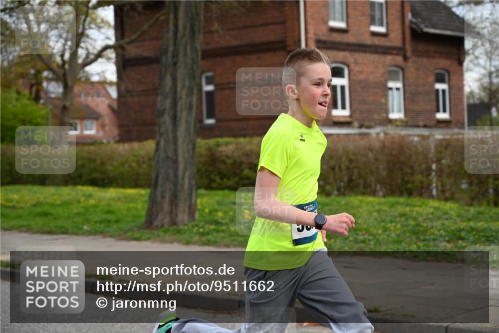 12.04.2026 - 45. Internationalen Wilhelmsburger Insellauf J. Mangold http://msf.ph/oto/9511662 12.04.2026 13:03:43 Ziel 5200, 5208, 4842, 2287, 4843, 4526, 5475, 2007, 3523, 4217, 5433, 5430, 5105, 2580, 2412, 5448, 5150, 5668, 5198, 4372, 3737, 3736, 4373, 3883, 5662, 5252, 4032, 4345, 2369, 3768, 5155, 4226, 5250, 4247, 2715, 4260, 3034, 5469, 2128, 5667, 2089, 3870, 5193, 2307, 2307, 5257, 4647, 5565, 4600, 5474, 4653, 5420, 5599, 5620, 4951, 4115 meine-sportfotos.de