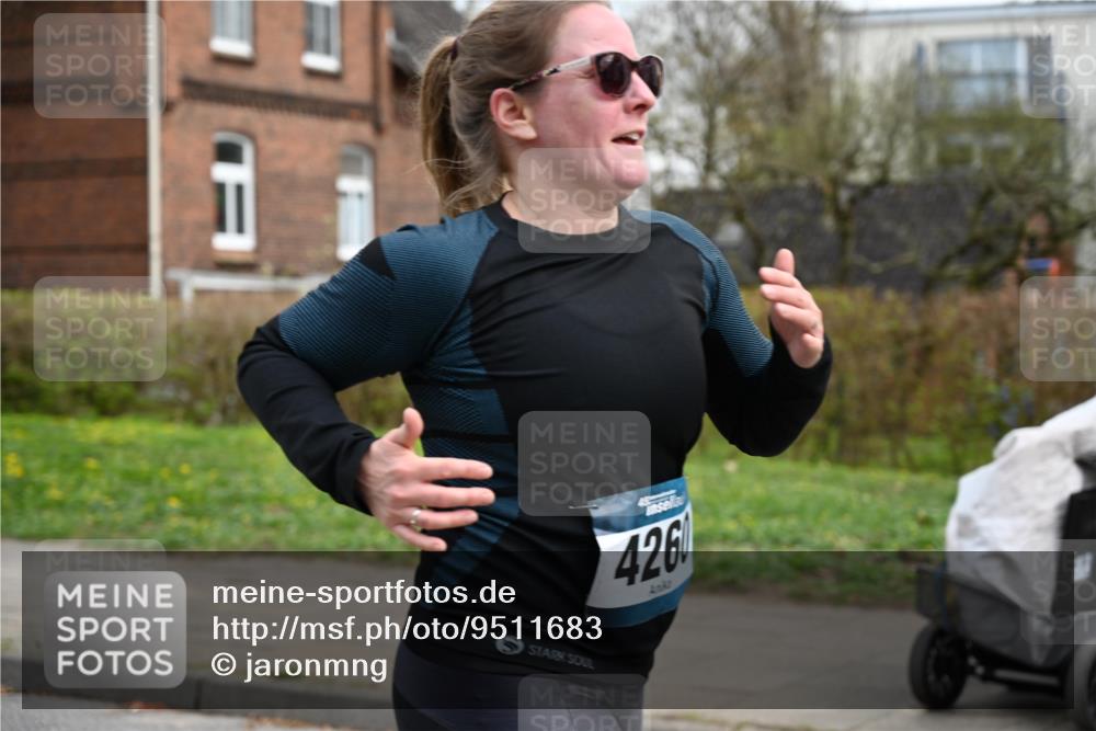12.04.2026 - 45. Internationalen Wilhelmsburger Insellauf J. Mangold http://msf.ph/oto/9511683 12.04.2026 13:03:46 Ziel 4843, 4526, 5475, 2007, 3523, 4217, 5433, 5430, 5105, 2580, 2412, 5448, 5150, 5668, 5198, 4372, 3737, 3736, 4373, 3883, 5662, 5252, 4032, 4345, 2369, 3768, 5155, 4226, 5250, 4247, 2715, 4260, 3034, 3034, 5469, 2128, 5667, 2089, 3870, 5193, 2307, 5257, 5257, 4647, 5565, 4600, 5474, 4653, 5420, 5599, 5620, 4951, 4115, 4351, 4125 meine-sportfotos.de