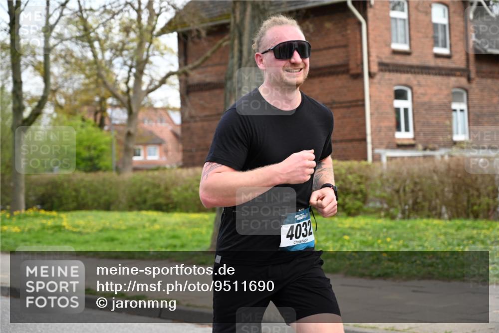 12.04.2026 - 45. Internationalen Wilhelmsburger Insellauf J. Mangold http://msf.ph/oto/9511690 12.04.2026 13:03:47 Ziel 5475, 2007, 3523, 4217, 5433, 5430, 5105, 2580, 2412, 5448, 5150, 5668, 5198, 4372, 3737, 3736, 4373, 3883, 5662, 5252, 4032, 4345, 2369, 3768, 5155, 4226, 5250, 4247, 2715, 4260, 3034, 5469, 2128, 5667, 2089, 3870, 5193, 2307, 5257, 4647, 5565, 4600, 5474, 4653, 5420, 5599, 5620, 4951, 4115, 4351, 4125 meine-sportfotos.de
