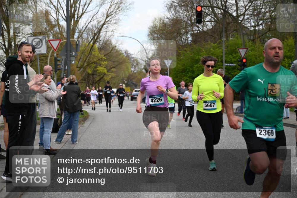 12.04.2026 - 45. Internationalen Wilhelmsburger Insellauf J. Mangold http://msf.ph/oto/9511703 12.04.2026 13:03:50 Ziel 5430, 5105, 2580, 2412, 5448, 5150, 5668, 5198, 4372, 3737, 3736, 4373, 3883, 5662, 5252, 4032, 4345, 2369, 3768, 5155, 4226, 5250, 4247, 2715, 4260, 3034, 5469, 2128, 5667, 2089, 3870, 5193, 2307, 5257, 4647, 5565, 4600, 5474, 4653, 4600, 5474, 4653, 5420, 5599, 5620, 4951, 4115, 4351, 4125, 5248 meine-sportfotos.de