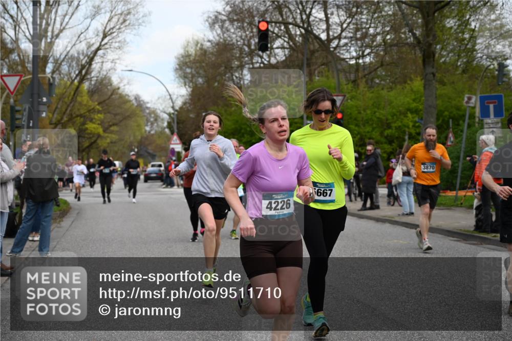 12.04.2026 - 45. Internationalen Wilhelmsburger Insellauf J. Mangold http://msf.ph/oto/9511710 12.04.2026 13:03:50 Ziel 5430, 5105, 2580, 2412, 5448, 5150, 5668, 5198, 4372, 3737, 3736, 4373, 3883, 5662, 5252, 4032, 4345, 2369, 3768, 5155, 4226, 5250, 4247, 2715, 4260, 3034, 5469, 2128, 5667, 2089, 3870, 5193, 2307, 5257, 4647, 5565, 4600, 5474, 4653, 4600, 5474, 4653, 5420, 5599, 5620, 4951, 4115, 4351, 4125, 5248 meine-sportfotos.de