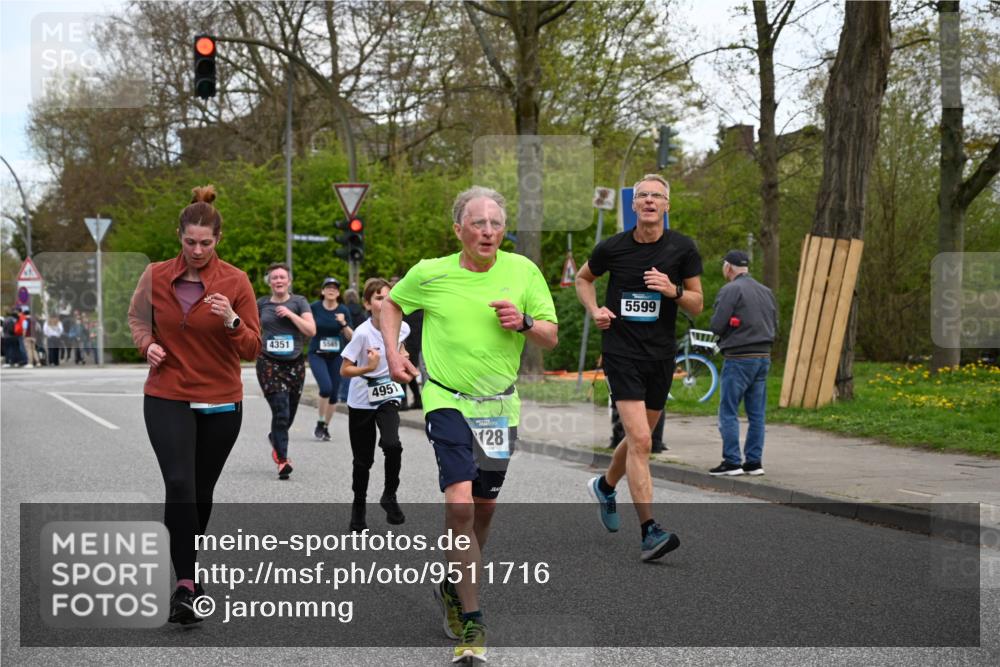 12.04.2026 - 45. Internationalen Wilhelmsburger Insellauf J. Mangold http://msf.ph/oto/9511716 12.04.2026 13:03:53 Ziel 5448, 5150, 5668, 5198, 4372, 3737, 3736, 4373, 3883, 5662, 5252, 4032, 4345, 2369, 3768, 5155, 4226, 5250, 4247, 2715, 4260, 3034, 5469, 2128, 5667, 2089, 3870, 5193, 2307, 5257, 4647, 5565, 4600, 5474, 4653, 5420, 5599, 5620, 4951, 4115, 4951, 4115, 4351, 4125, 5248 meine-sportfotos.de