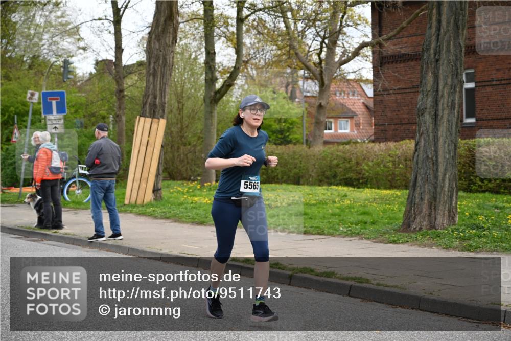 12.04.2026 - 45. Internationalen Wilhelmsburger Insellauf J. Mangold http://msf.ph/oto/9511743 12.04.2026 13:03:58 Ziel 5662, 5252, 4032, 4345, 2369, 3768, 5155, 4226, 5250, 4247, 2715, 4260, 3034, 5469, 2128, 5667, 2089, 3870, 5193, 2307, 5257, 5257, 4647, 5565, 4600, 5474, 4653, 5420, 5599, 5620, 4951, 4115, 4351, 4125, 5248, 5064, 4048, 5423, 5066, 5458, 5728 meine-sportfotos.de