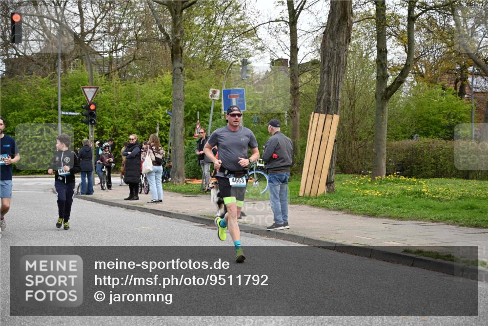 12.04.2026 - 45. Internationalen Wilhelmsburger Insellauf J. Mangold http://msf.ph/oto/9511792 12.04.2026 13:04:06 Ziel 3768, 5155, 4226, 5250, 4247, 2715, 4260, 3034, 5469, 2128, 5667, 2089, 3870, 5193, 2307, 5257, 4647, 5565, 4600, 5474, 4653, 5420, 5599, 5620, 4951, 4115, 4351, 4125, 5248, 5064, 5064, 4048, 5423, 5066, 5458, 5728, 5724, 2798, 5088 meine-sportfotos.de