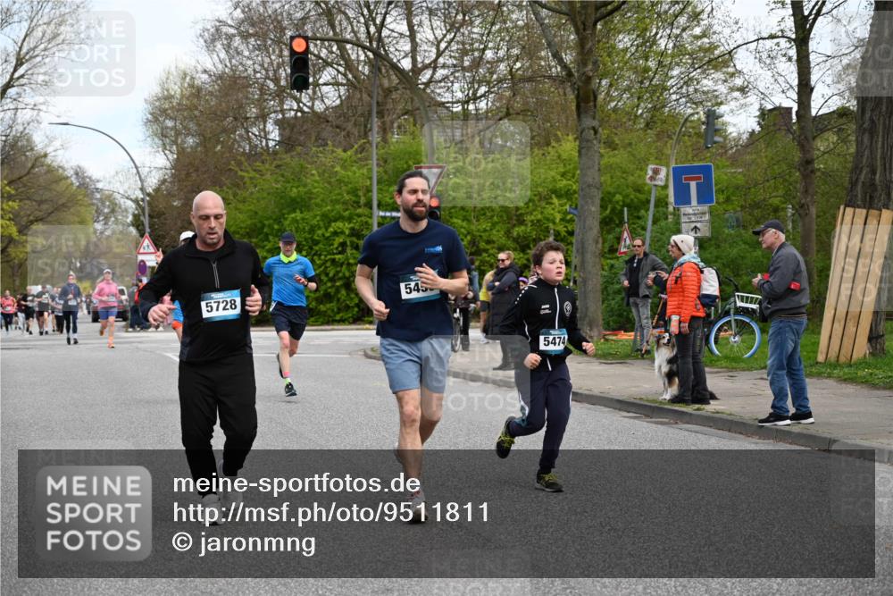 12.04.2026 - 45. Internationalen Wilhelmsburger Insellauf J. Mangold http://msf.ph/oto/9511811 12.04.2026 13:04:09 Ziel 4226, 5250, 4247, 2715, 4260, 3034, 5469, 2128, 5667, 2089, 3870, 5193, 2307, 5257, 4647, 5565, 4600, 5474, 4653, 5420, 5599, 5620, 4951, 4115, 4351, 4125, 4125, 5248, 5064, 4048, 5423, 5066, 5458, 5728, 5724, 2798, 5088, 5864, 3964, 2891 meine-sportfotos.de