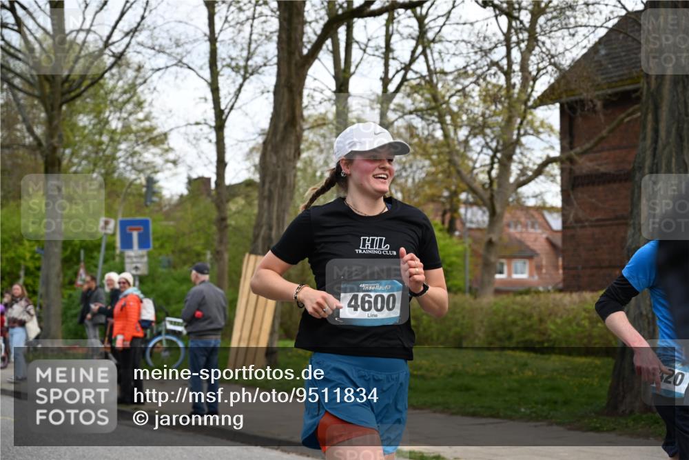 12.04.2026 - 45. Internationalen Wilhelmsburger Insellauf J. Mangold http://msf.ph/oto/9511834 12.04.2026 13:04:12 Ziel 5469, 2128, 5667, 2089, 3870, 5193, 2307, 5257, 4647, 5565, 4600, 5474, 4653, 5420, 5599, 5620, 4951, 4115, 4351, 4125, 5248, 5064, 4048, 5423, 5066, 5458, 5728, 5724, 2798, 2798, 5088, 5864, 3964, 2891, 4314, 5096, 5808, 5477 meine-sportfotos.de