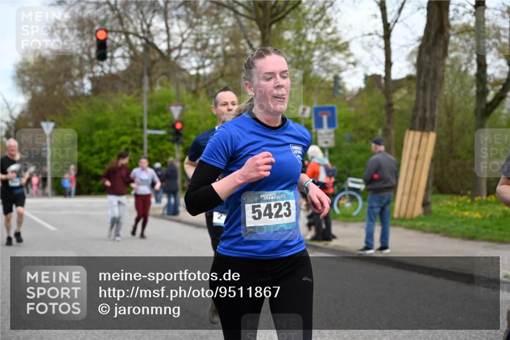 12.04.2026 - 45. Internationalen Wilhelmsburger Insellauf J. Mangold http://msf.ph/oto/9511867 12.04.2026 13:04:27 Ziel 4600, 5474, 4653, 5420, 5599, 5620, 4951, 4115, 4351, 4125, 5248, 5064, 4048, 5423, 5066, 5458, 5728, 5724, 2798, 5088, 5864, 3964, 2891, 4314, 5096, 5808, 5477, 3068, 5144, 5144, 5002, 5427, 4610, 5128, 5098, 5235, 5234, 5504, 2139, 3001, 2443 meine-sportfotos.de