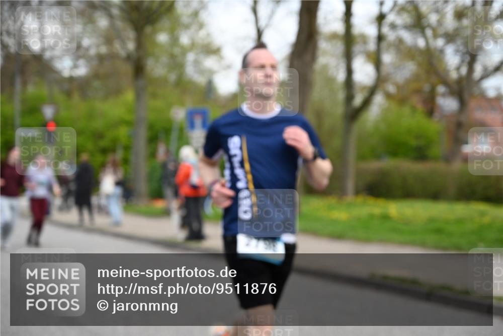 12.04.2026 - 45. Internationalen Wilhelmsburger Insellauf J. Mangold http://msf.ph/oto/9511876 12.04.2026 13:04:27 Ziel 4600, 5474, 4653, 5420, 5599, 5620, 4951, 4115, 4351, 4125, 5248, 5064, 4048, 5423, 5066, 5458, 5728, 5724, 2798, 5088, 5864, 3964, 2891, 4314, 5096, 5808, 5477, 3068, 5144, 5144, 5002, 5427, 4610, 5128, 5098, 5235, 5234, 5504, 2139, 3001, 2443 meine-sportfotos.de
