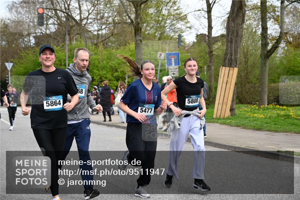 12.04.2026 - 45. Internationalen Wilhelmsburger Insellauf J. Mangold http://msf.ph/oto/9511947 12.04.2026 13:04:39 Ziel 5248, 5064, 4048, 5423, 5066, 5458, 5728, 5724, 2798, 5088, 5864, 3964, 2891, 4314, 5096, 5808, 5477, 3068, 5144, 5144, 5002, 5427, 4610, 5128, 5098, 5235, 5234, 5504, 2139, 3001, 2443, 3001, 2443, 5862, 5110, 4892, 5752, 3817, 5580 meine-sportfotos.de