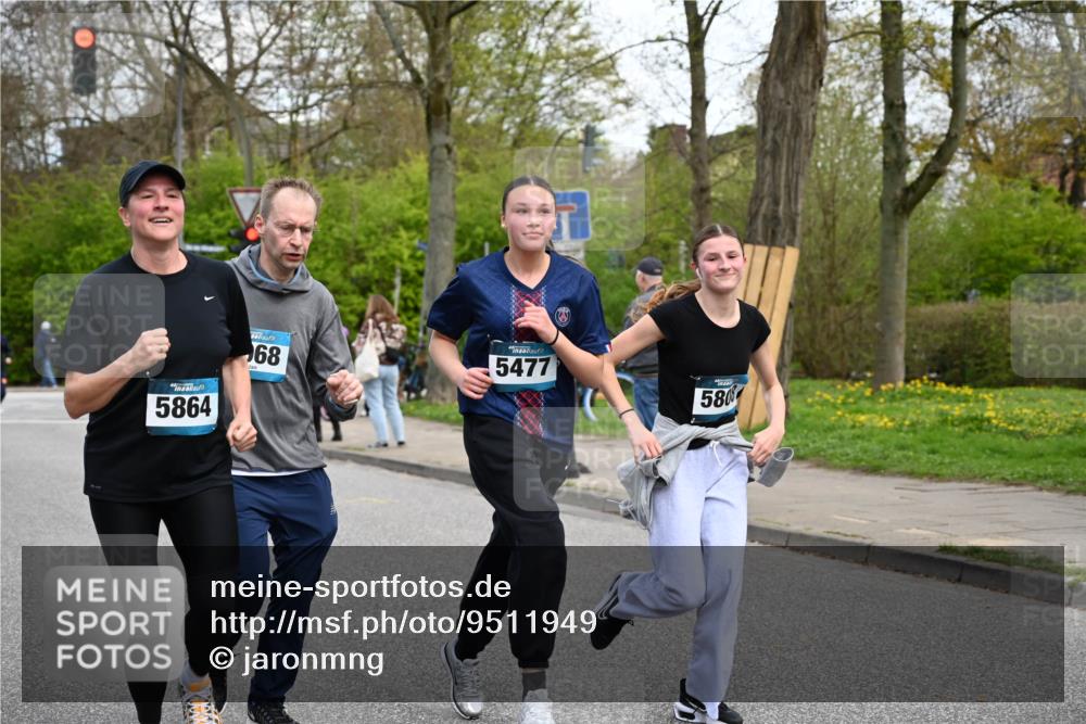 12.04.2026 - 45. Internationalen Wilhelmsburger Insellauf J. Mangold http://msf.ph/oto/9511949 12.04.2026 13:04:39 Ziel 5248, 5064, 4048, 5423, 5066, 5458, 5728, 5724, 2798, 5088, 5864, 3964, 2891, 4314, 5096, 5808, 5477, 3068, 5144, 5144, 5002, 5427, 4610, 5128, 5098, 5235, 5234, 5504, 2139, 3001, 2443, 3001, 2443, 5862, 5110, 4892, 5752, 3817, 5580 meine-sportfotos.de