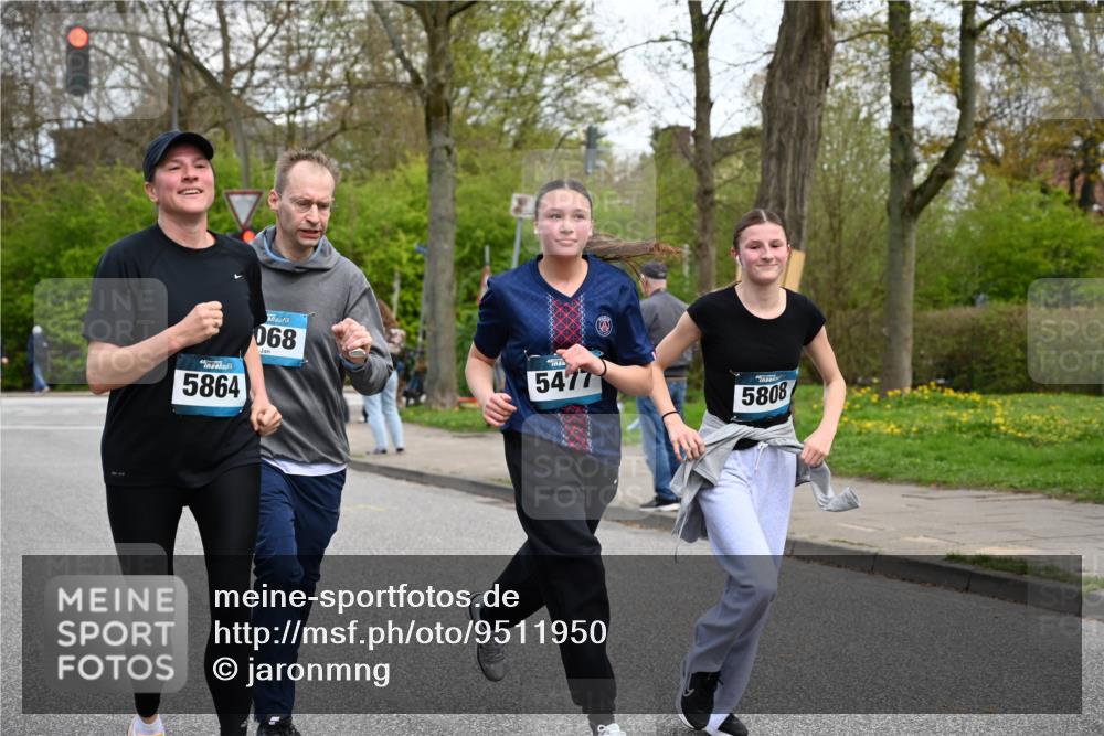 12.04.2026 - 45. Internationalen Wilhelmsburger Insellauf J. Mangold http://msf.ph/oto/9511950 12.04.2026 13:04:39 Ziel 5248, 5064, 4048, 5423, 5066, 5458, 5728, 5724, 2798, 5088, 5864, 3964, 2891, 4314, 5096, 5808, 5477, 3068, 5144, 5144, 5002, 5427, 4610, 5128, 5098, 5235, 5234, 5504, 2139, 3001, 2443, 3001, 2443, 5862, 5110, 4892, 5752, 3817, 5580 meine-sportfotos.de