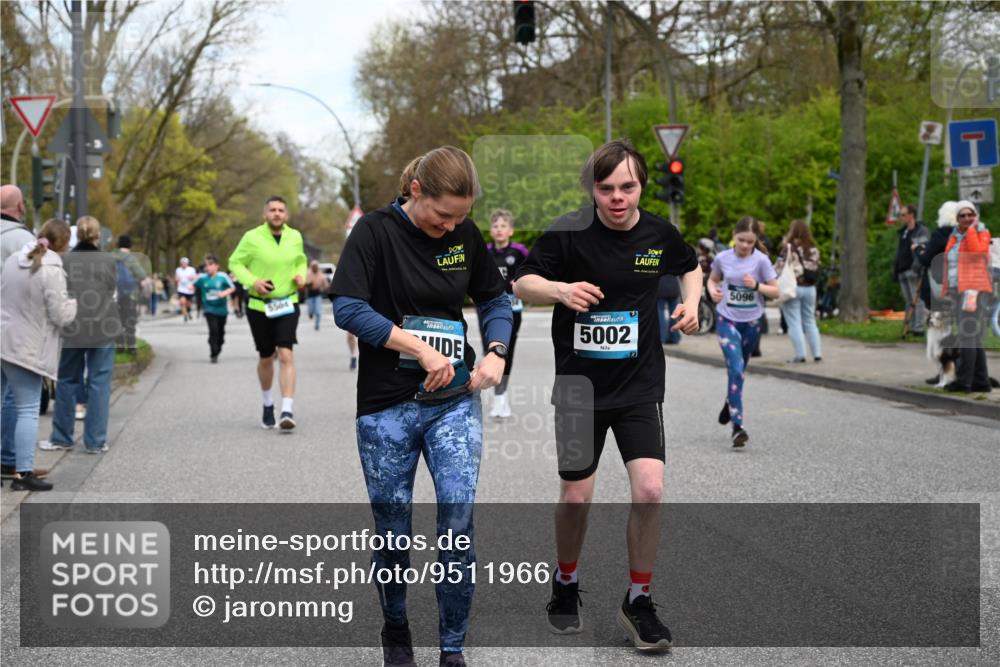 12.04.2026 - 45. Internationalen Wilhelmsburger Insellauf J. Mangold http://msf.ph/oto/9511966 12.04.2026 13:04:41 Ziel 5064, 4048, 5423, 5066, 5458, 5728, 5724, 2798, 5088, 5864, 3964, 2891, 4314, 5096, 5808, 5477, 3068, 5144, 5002, 5427, 4610, 5128, 5098, 5235, 5234, 5504, 2139, 3001, 2443, 5862, 5110, 4892, 5862, 5110, 4892, 5752, 3817, 5580, 2433, 5102 meine-sportfotos.de