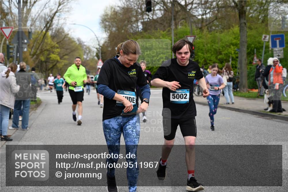 12.04.2026 - 45. Internationalen Wilhelmsburger Insellauf J. Mangold http://msf.ph/oto/9511967 12.04.2026 13:04:41 Ziel 5064, 4048, 5423, 5066, 5458, 5728, 5724, 2798, 5088, 5864, 3964, 2891, 4314, 5096, 5808, 5477, 3068, 5144, 5002, 5427, 4610, 5128, 5098, 5235, 5234, 5504, 2139, 3001, 2443, 5862, 5110, 4892, 5862, 5110, 4892, 5752, 3817, 5580, 2433, 5102 meine-sportfotos.de