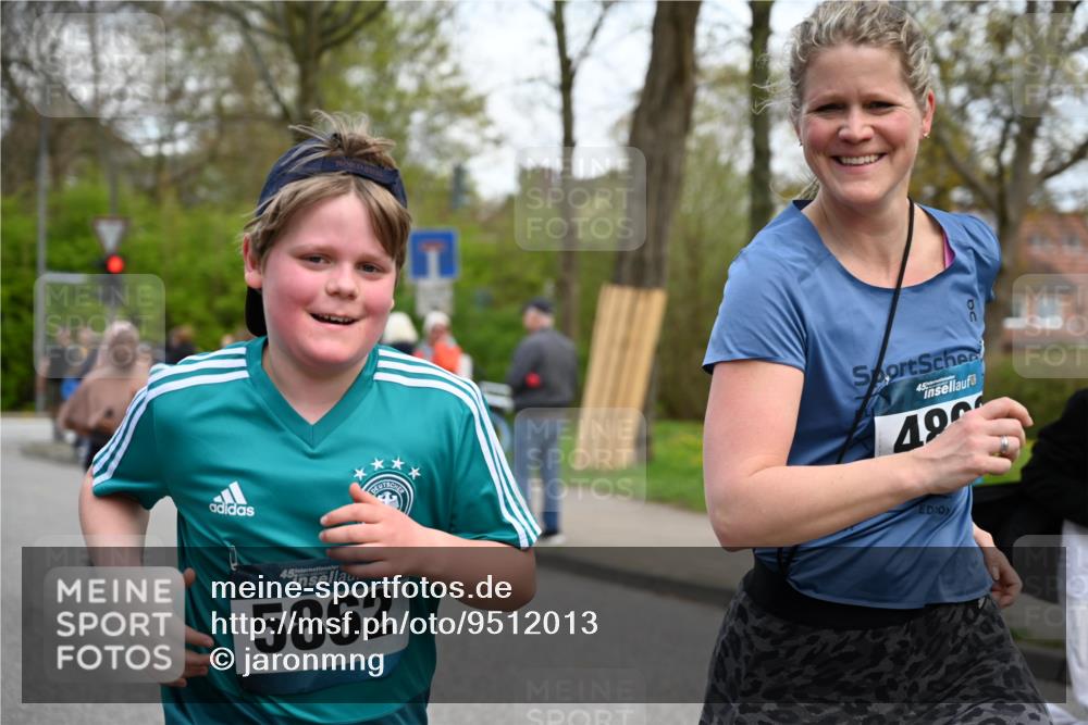 12.04.2026 - 45. Internationalen Wilhelmsburger Insellauf J. Mangold http://msf.ph/oto/9512013 12.04.2026 13:04:51 Ziel 5088, 5864, 3964, 2891, 4314, 5096, 5808, 5477, 3068, 5144, 5002, 5427, 4610, 5128, 5098, 5235, 5234, 5504, 2139, 3001, 2443, 3001, 2443, 5862, 5110, 4892, 5752, 3817, 5580, 5580, 2433, 5102, 5295, 3025, 3030, 5476, 4105, 3934, 5597, 5249 meine-sportfotos.de
